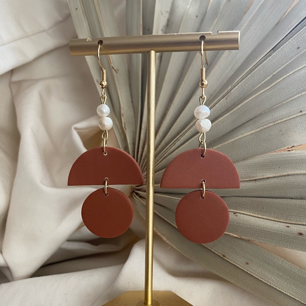 Cognac/Rust Pearl Polymer Clay Earrings